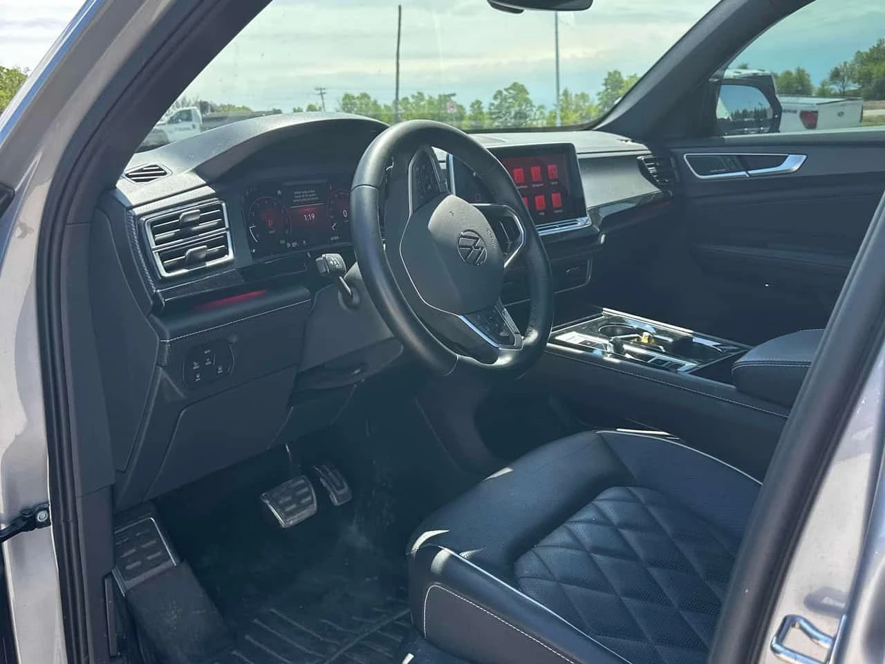 VW Atlas * Execline * CARFAX * ОПЦИЯ ЗА ФИНАНСИРАНЕ , снимка 5 - Автомобили и джипове - 56161578