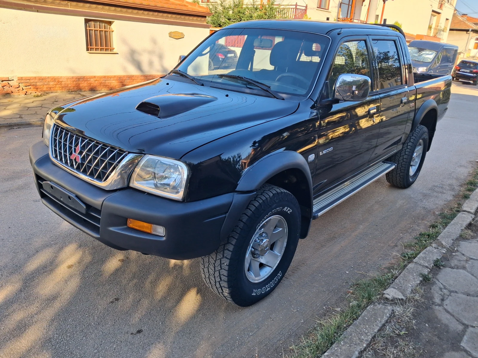 Mitsubishi L200 4×4 UNIKAT 