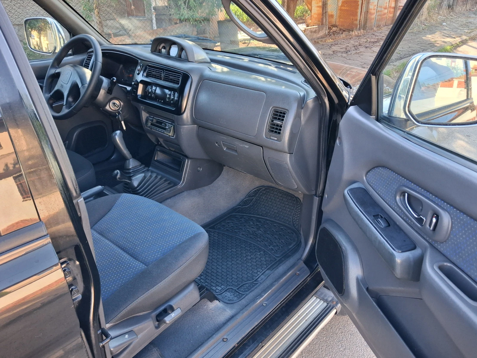 Mitsubishi L200 4×4 UNIKAT , снимка 13 - Автомобили и джипове - 56297033
