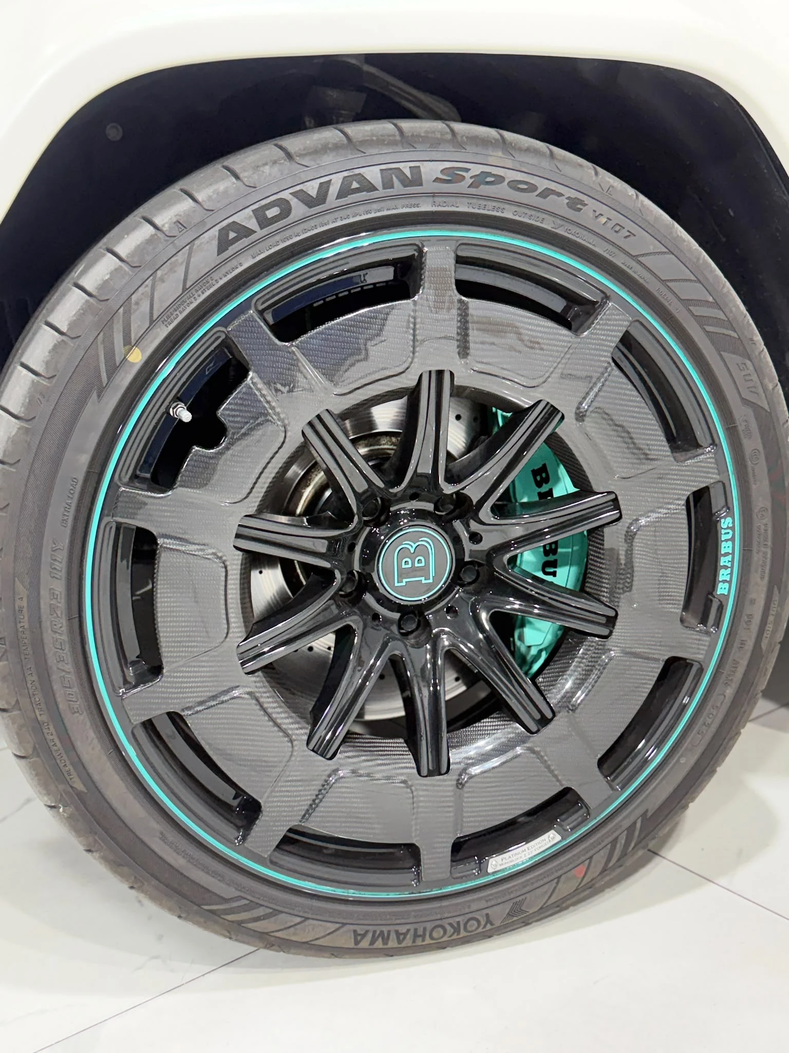 Mercedes-Benz G 63 AMG Brabus 700* Carbon In&Out* Tiffany Interior | Mobile.bg � ����������� 15