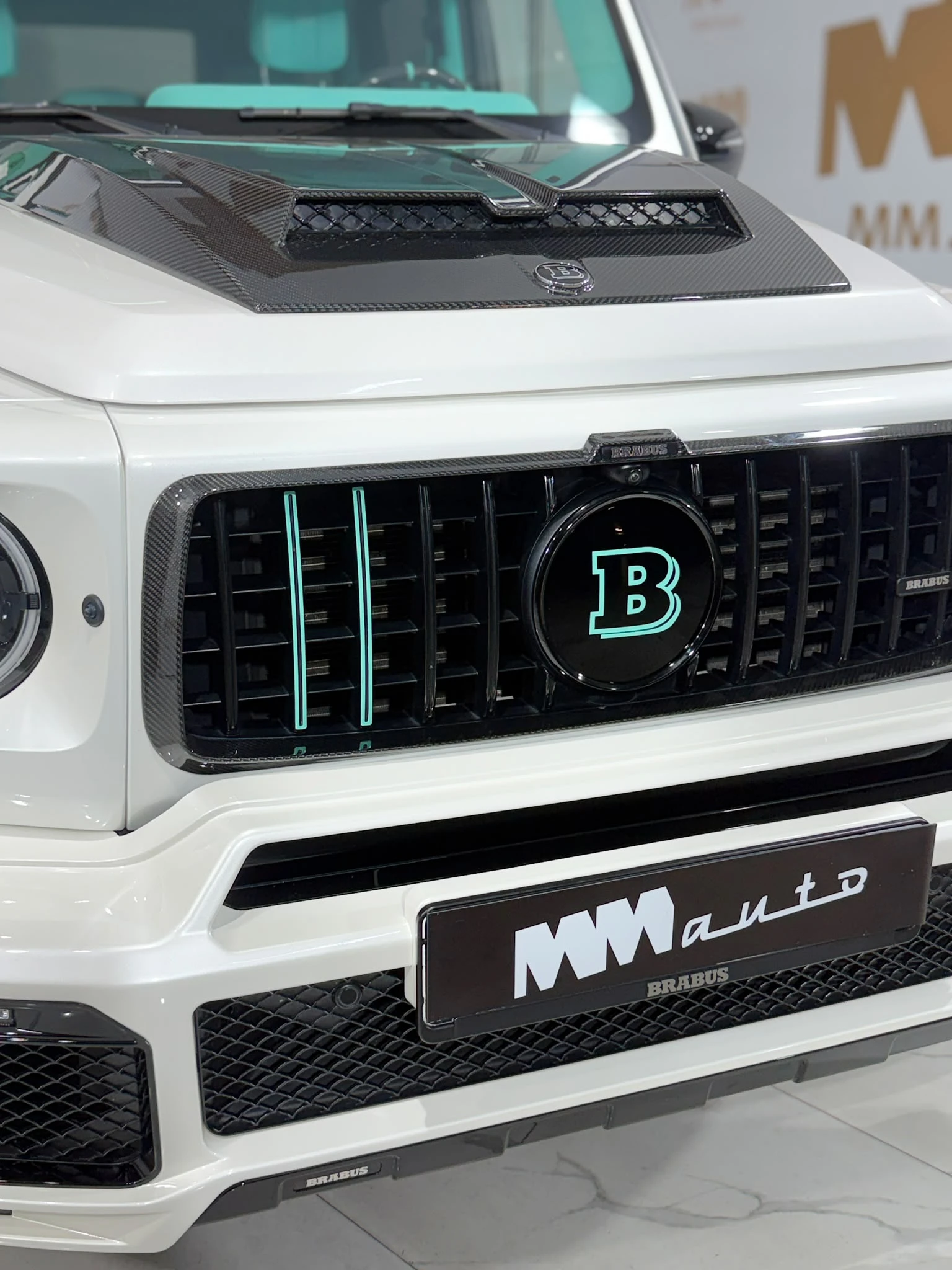 Mercedes-Benz G 63 AMG Brabus 700* Carbon In&Out* Tiffany Interior | Mobile.bg � ����������� 12