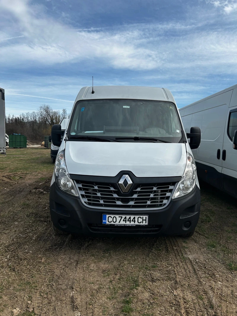 Renault Master, снимка 1 - Бусове и автобуси - 49562563