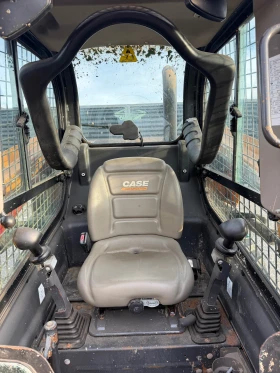 Мини челни товарачи Bobcat Case SR130 | Auto.bg — изображение 6