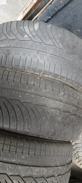 Гуми Зимни 245/45R17, снимка 2