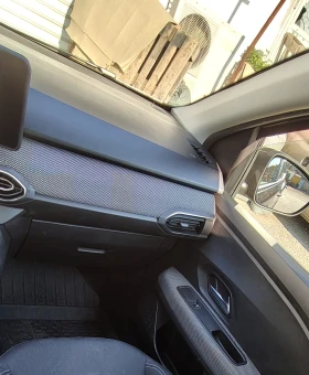 Dacia Logan Газ/Бензин, снимка 11