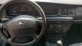 Обява за продажба на Opel Vectra 1.8i ~1 400 лв. - изображение 7