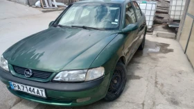 Обява за продажба на Opel Vectra 1.8i ~1 400 лв. - изображение 2