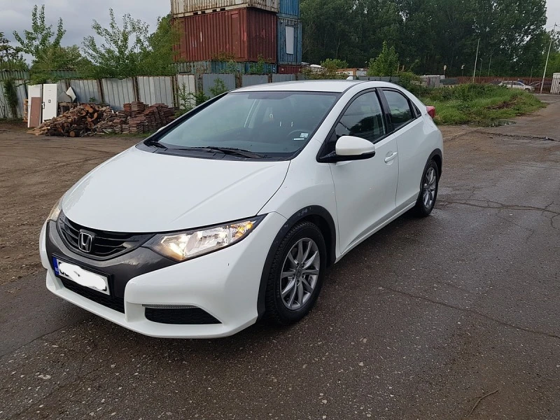 Honda Civic 1.8, снимка 6 - Автомобили и джипове - 47013121