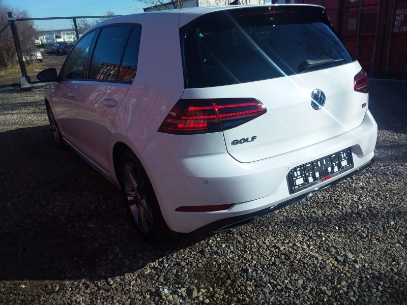 VW Golf 1.6 tdi, снимка 3 - Автомобили и джипове - 48088537