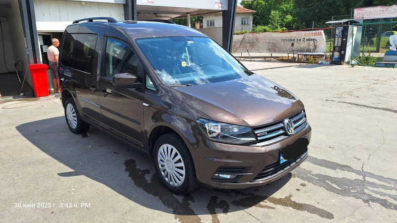 VW Caddy, снимка 4 - Автомобили и джипове - 50951104