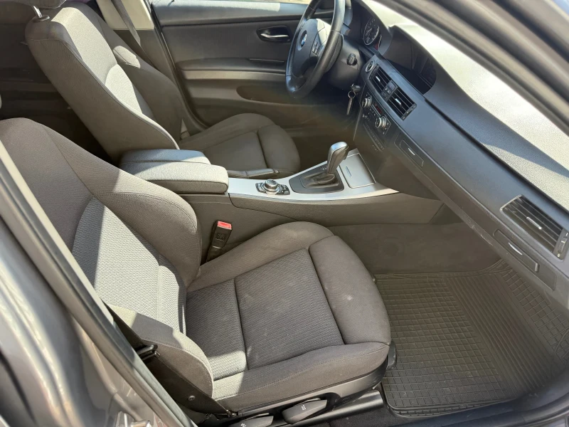 BMW 320 320xDrive+ 184kc+ Automatic+ Подгрев+ Навигация, снимка 9 - Автомобили и джипове - 51765059