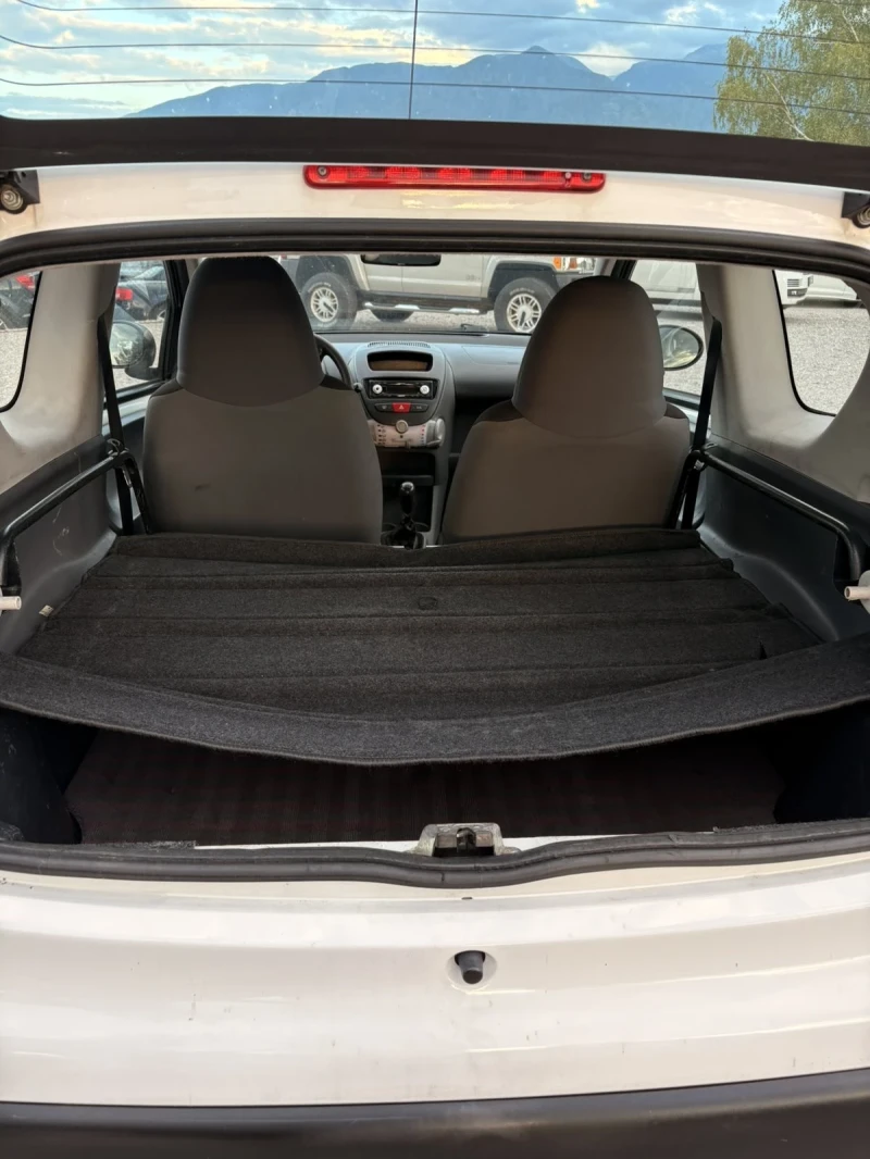 Peugeot 107 1.0 бензин / 1+ 1 товарна, снимка 11 - Автомобили и джипове - 52670174