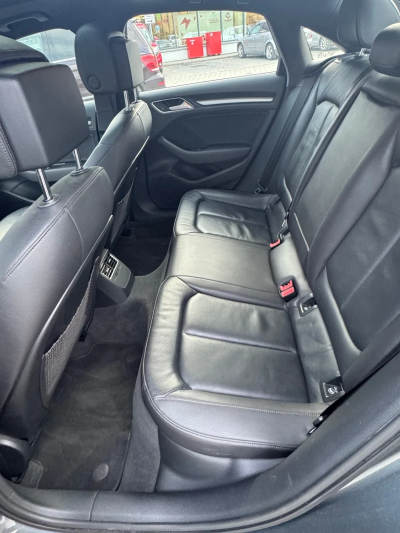 Audi A3 2.0 Turbo / ЛИЗИНГ / S LINE, снимка 10 - Автомобили и джипове - 53220688