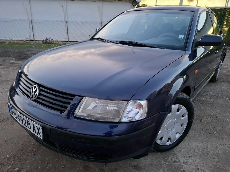VW Passat 1.6 Газ Клима, снимка 3 - Автомобили и джипове - 53207870