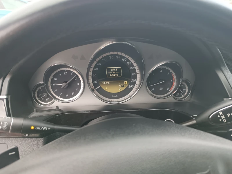 Mercedes-Benz E 350 4Matic/265 k.c., снимка 14 - Автомобили и джипове - 53399990