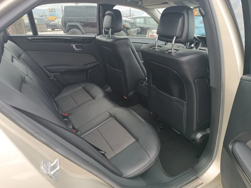 Mercedes-Benz E 350 4Matic/265 k.c., снимка 7 - Автомобили и джипове - 53399990