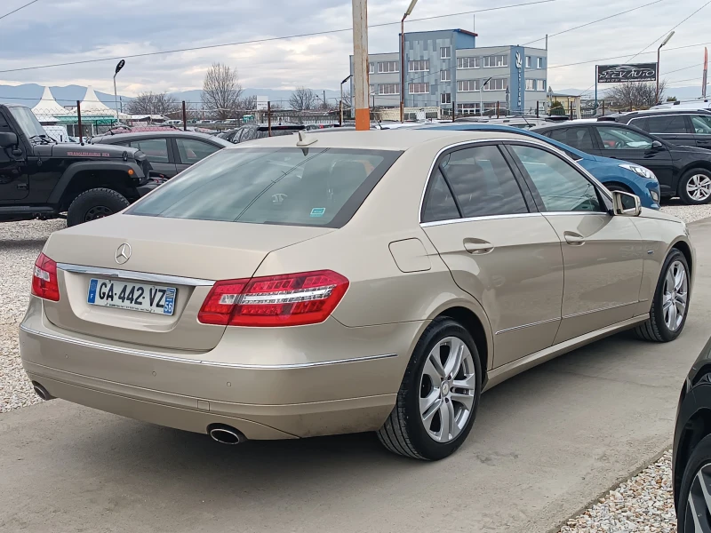 Mercedes-Benz E 350 4Matic/265 k.c., снимка 4 - Автомобили и джипове - 53399990