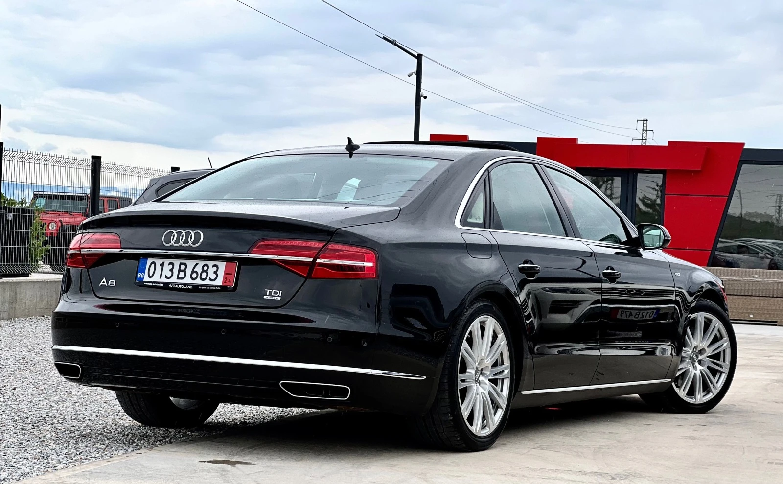 Audi A8 4.2TDI* MAX FULL* DESIGN SECTION - изображение 4