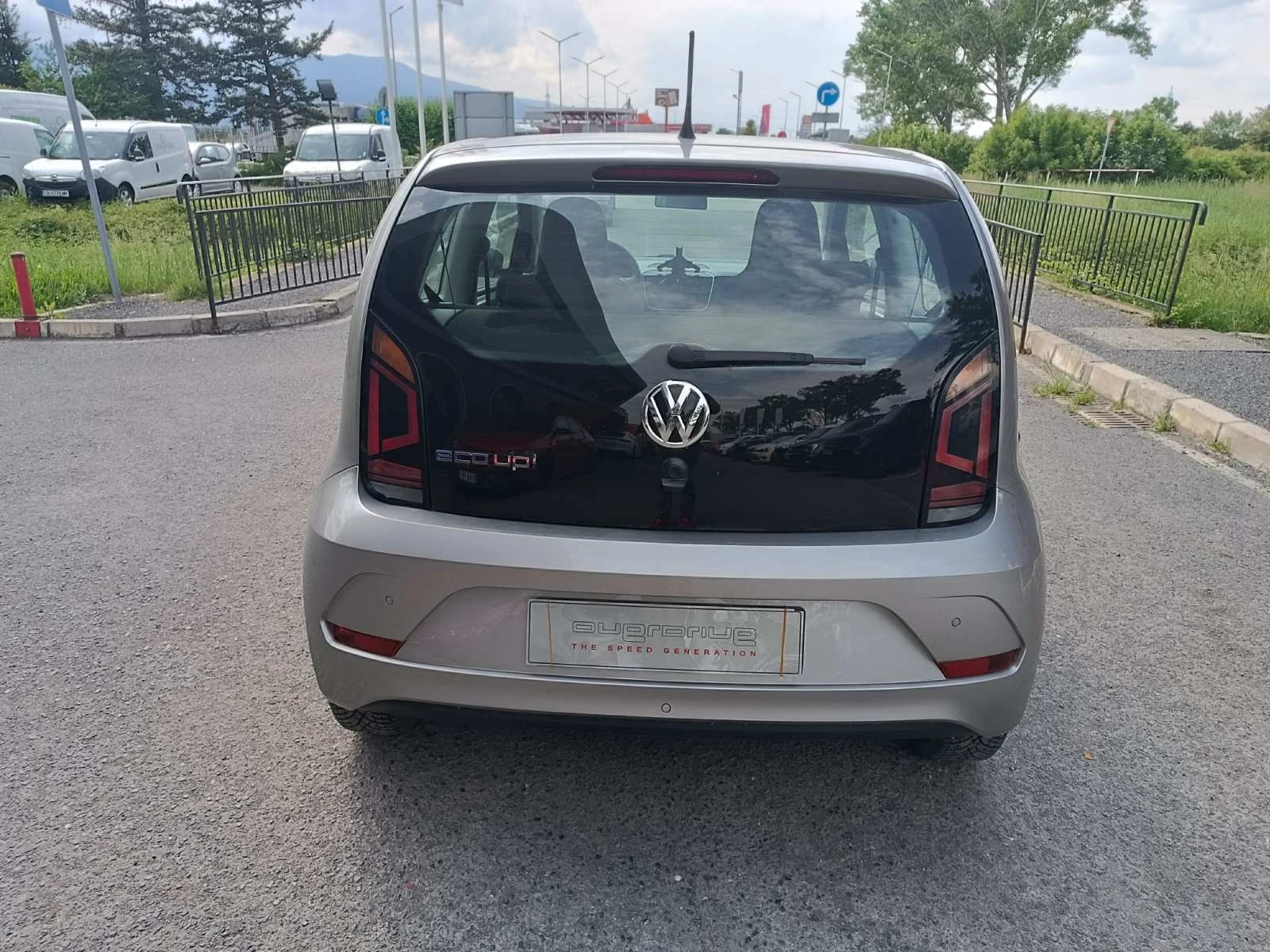 VW Up 1.0 CNG - изображение 6