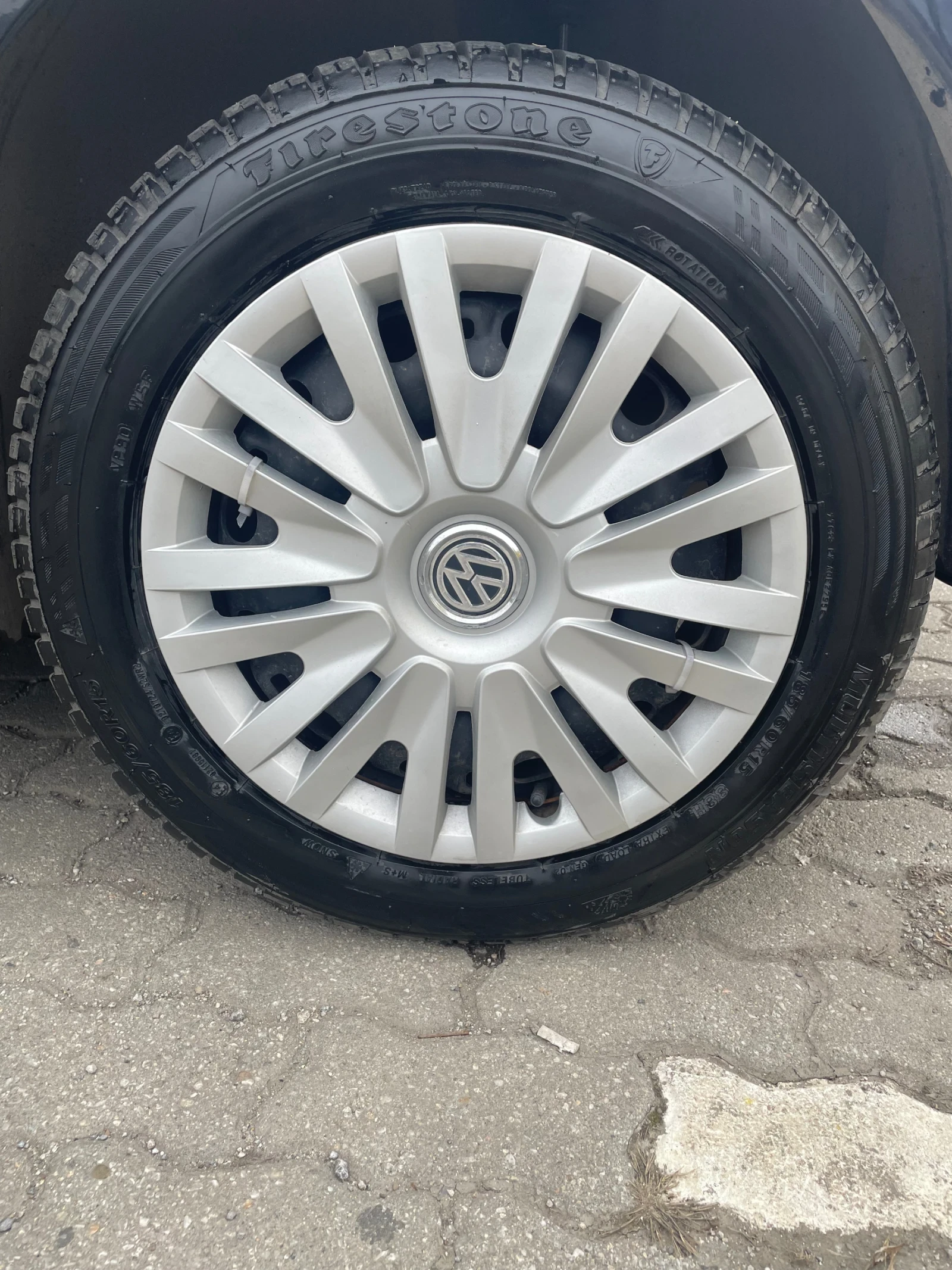 VW Polo R6 - изображение 5