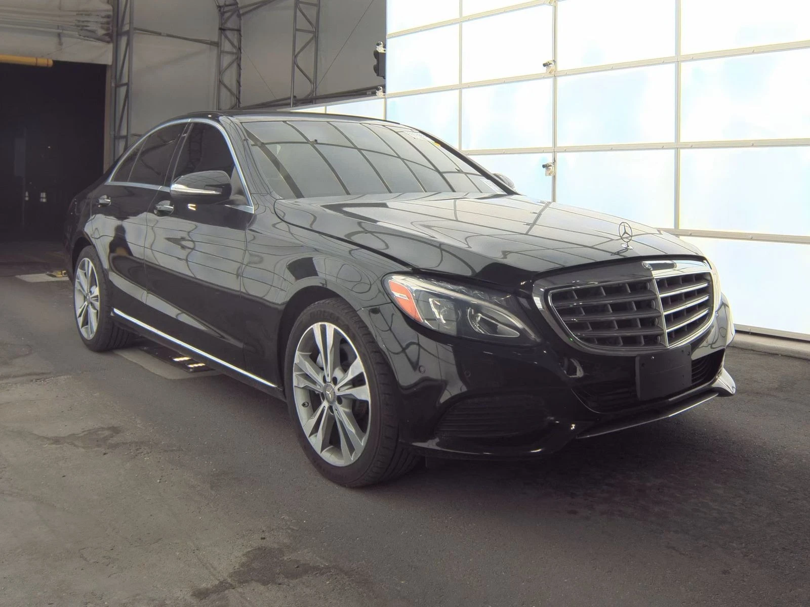 Mercedes-Benz C 300 * ЦЕНА ДО БЪЛГАРИЯ* (CARFAX) - изображение 3