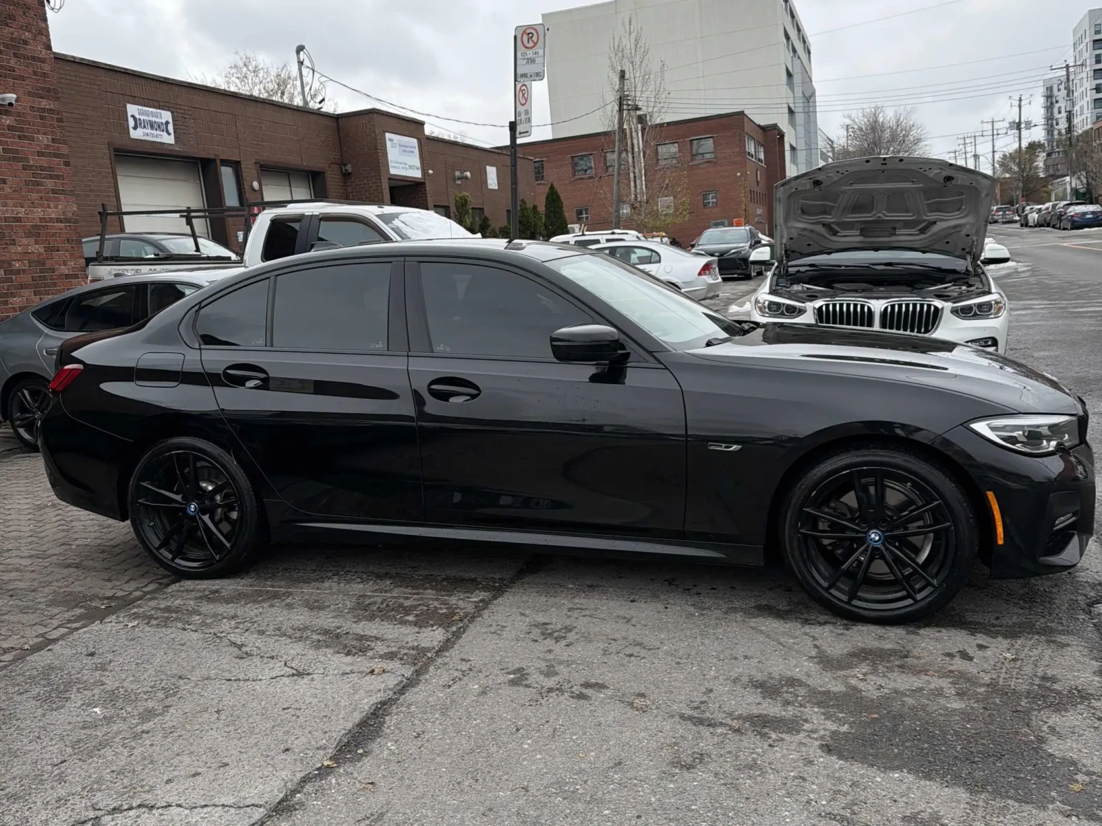 BMW 330 * e* CARFAX *    | Mobile.bg   3