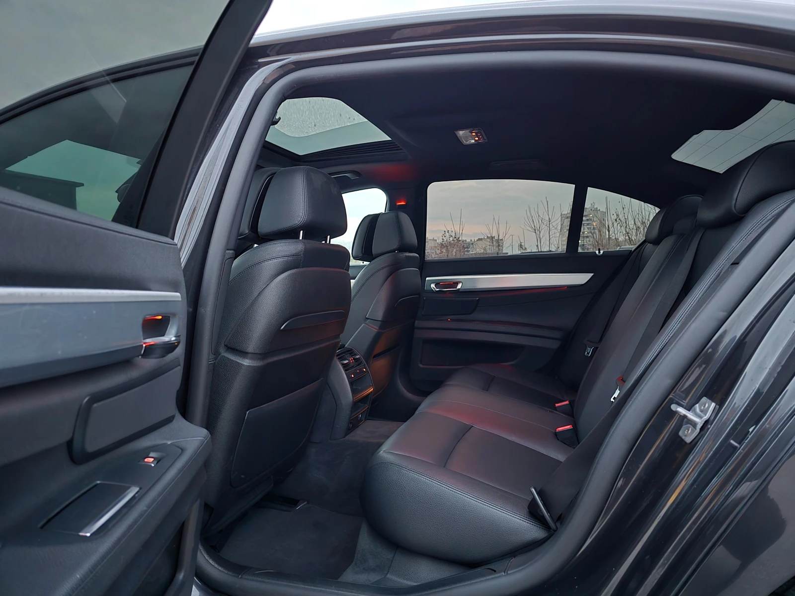 BMW 730 M pack * Vacuum* Head Up* lane keep* Distronik* Ke | Mobile.bg   11