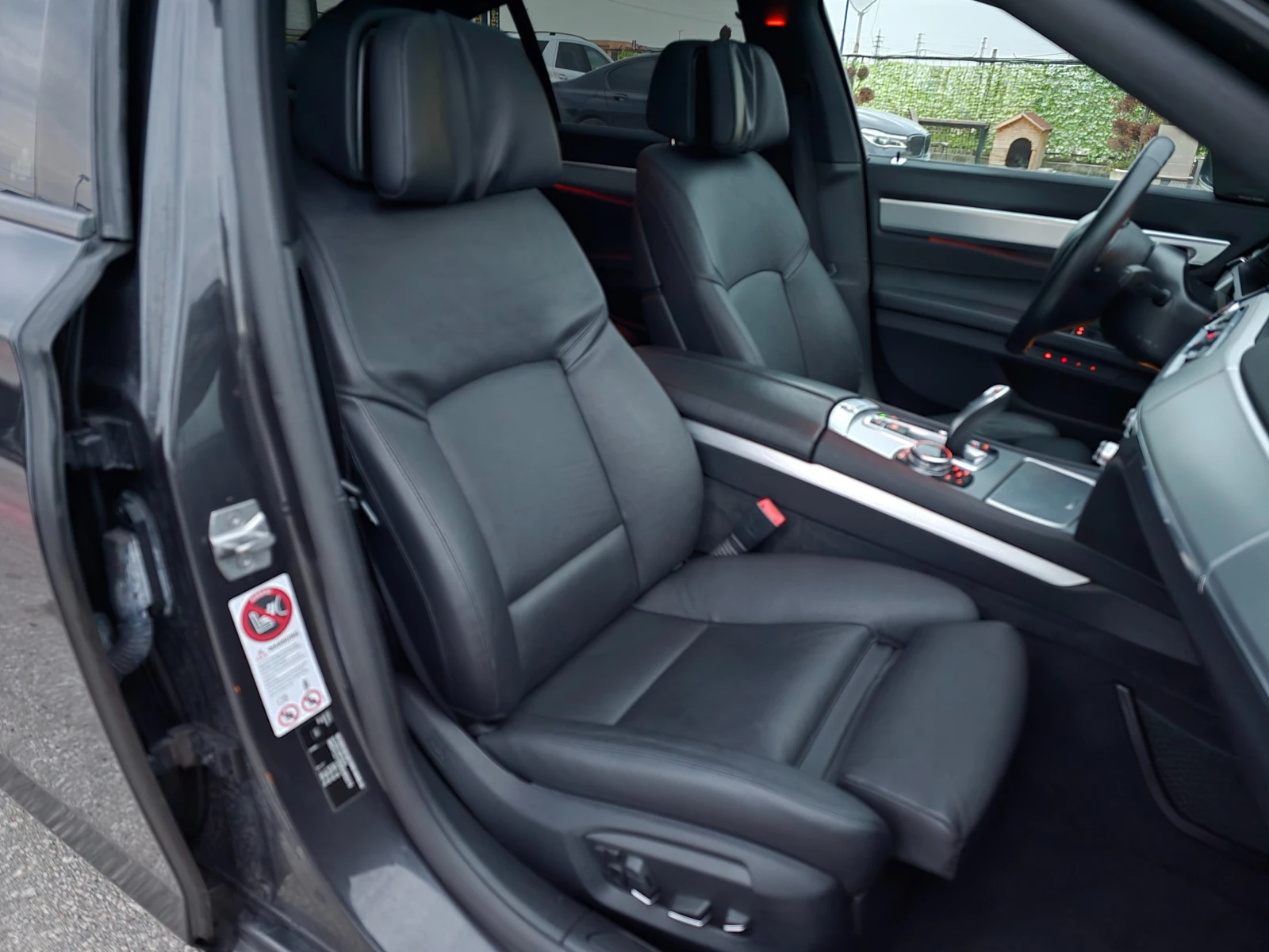 BMW 730 M pack * Vacuum* Head Up* lane keep* Distronik* Ke | Mobile.bg   12