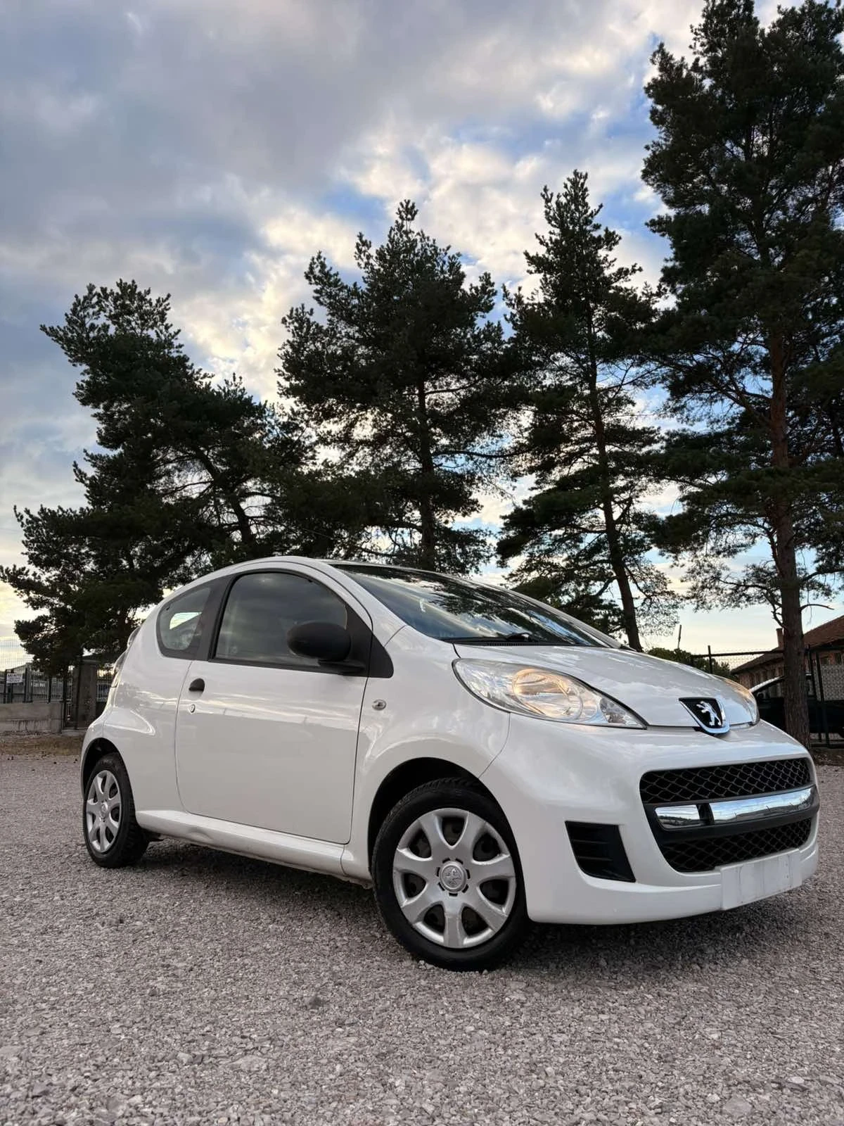 Peugeot 107 1.0  / 1+ 1  | Mobile.bg   1