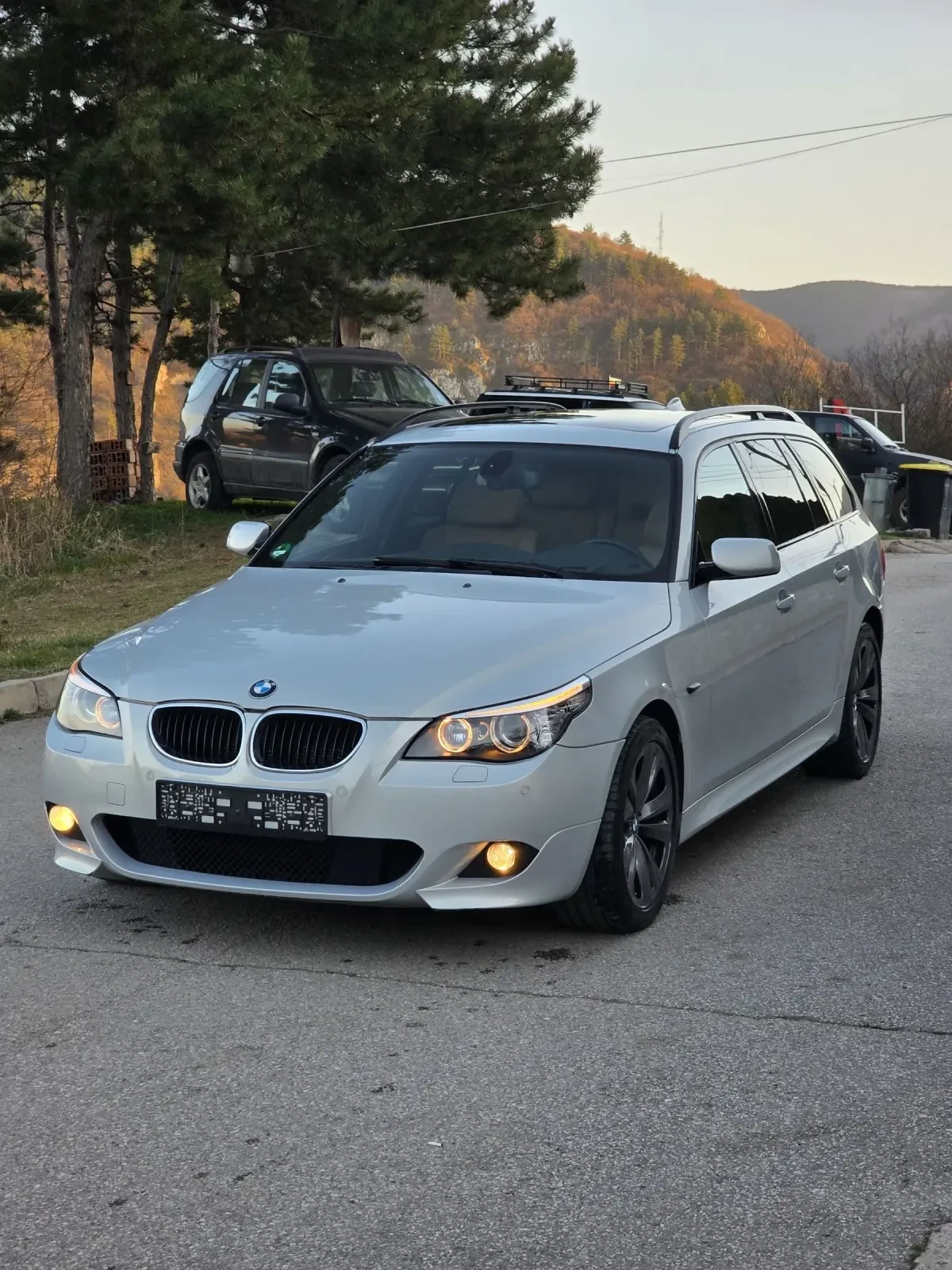 BMW 530 XD 235 * INDIVIDUAL * KEYLESS * SOFTCLOSE * МАСАЖ , снимка 2 - Автомобили и джипове - 53818056