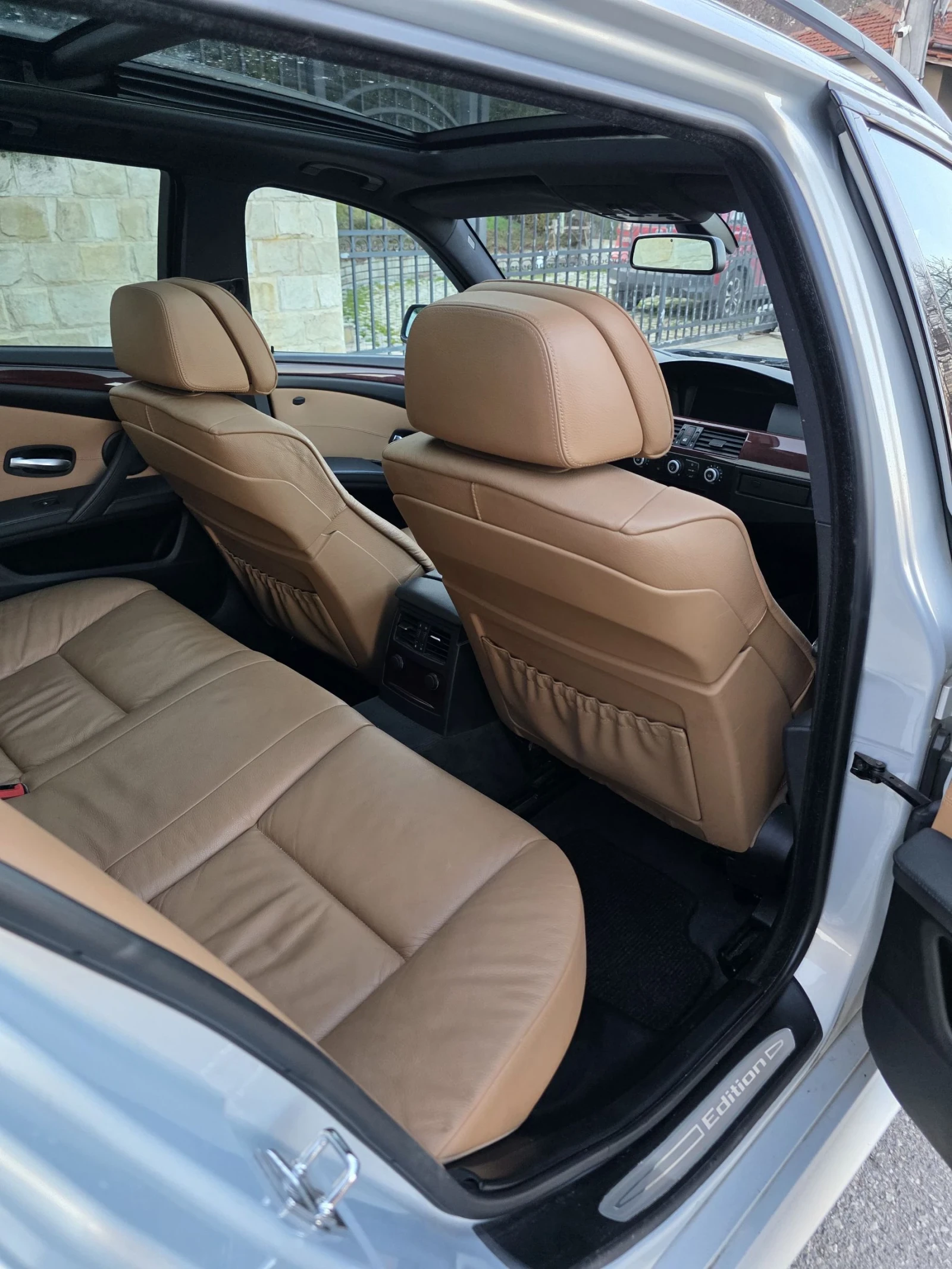 BMW 530 XD 235 * INDIVIDUAL * KEYLESS * SOFTCLOSE * МАСАЖ , снимка 10 - Автомобили и джипове - 53818056