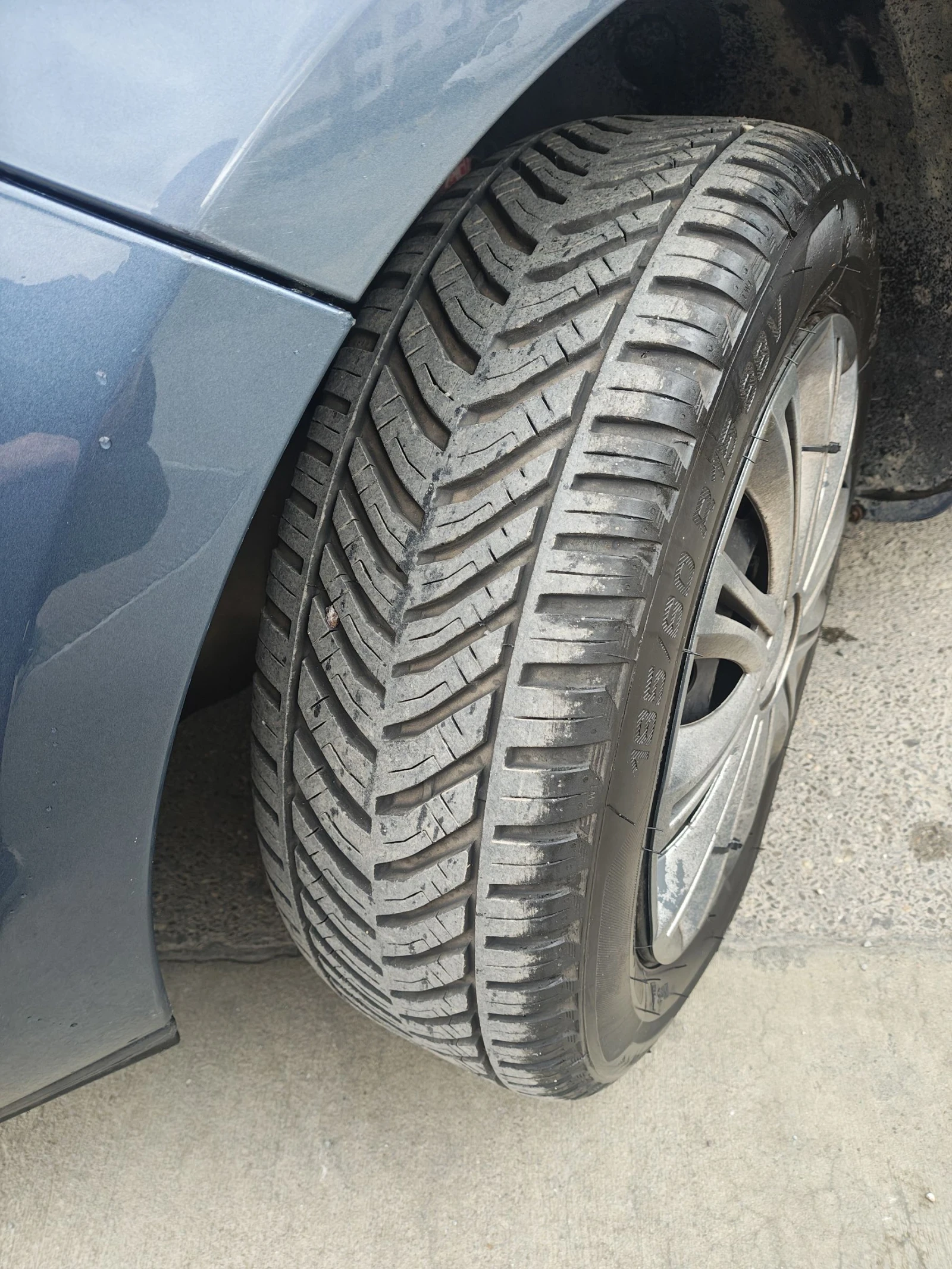 Renault Clio 1.2* ГАЗ* Клима* NAVY, снимка 10 - Автомобили и джипове - 53927586