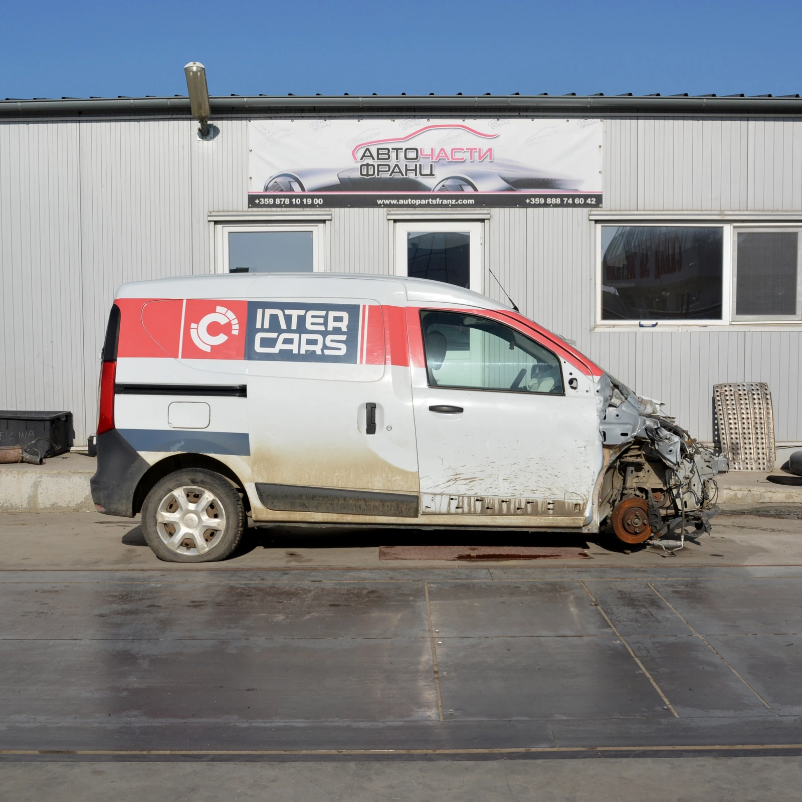 Dacia Dokker 1.6 LPG, снимка 2 - Автомобили и джипове - 53947895