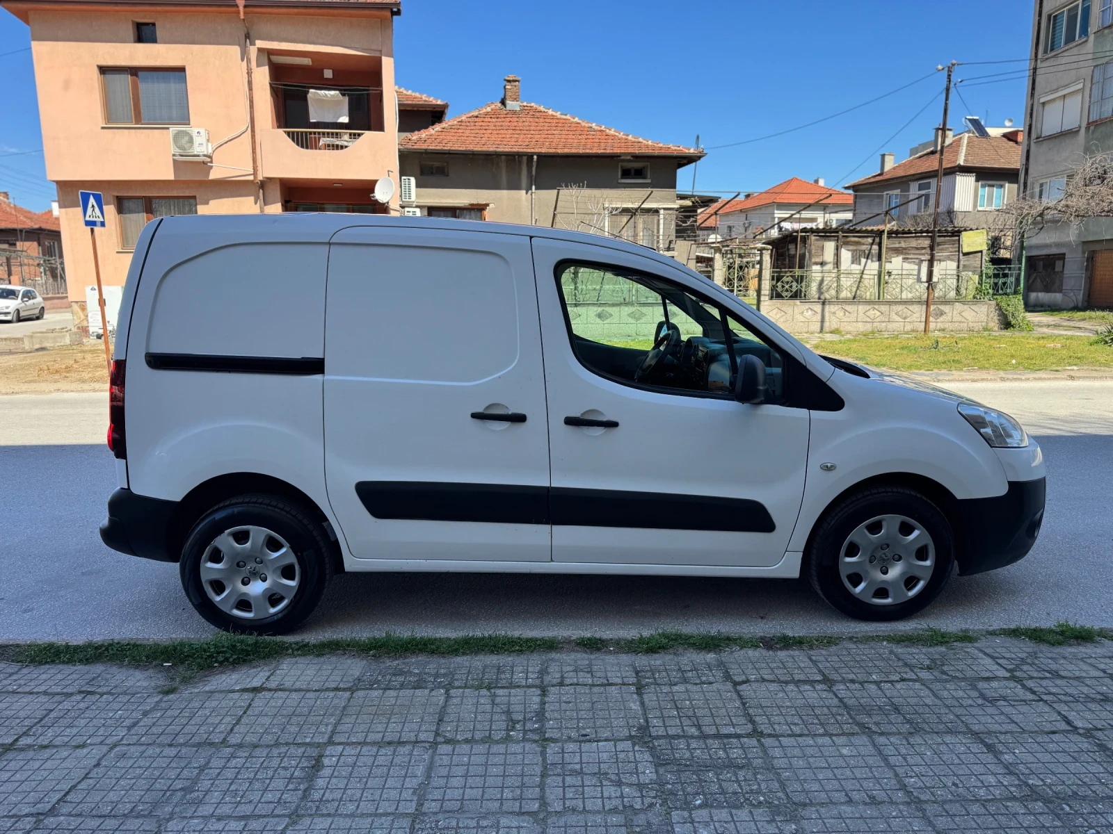 Peugeot Partner 1.6HDI FACELIFT EURO5, снимка 5 - Автомобили и джипове - 54171242