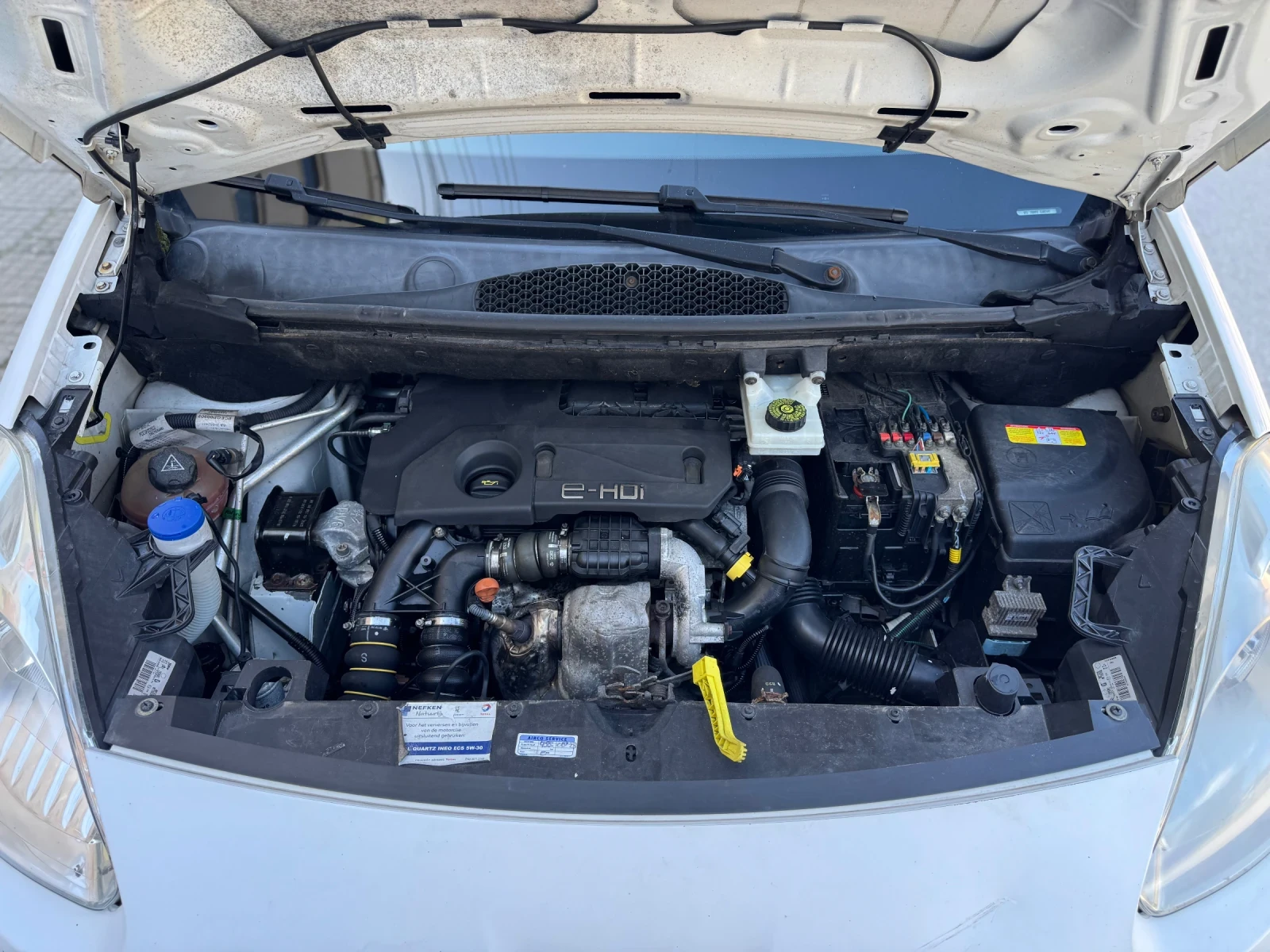 Peugeot Partner 1.6HDI FACELIFT EURO5, снимка 13 - Автомобили и джипове - 54171242