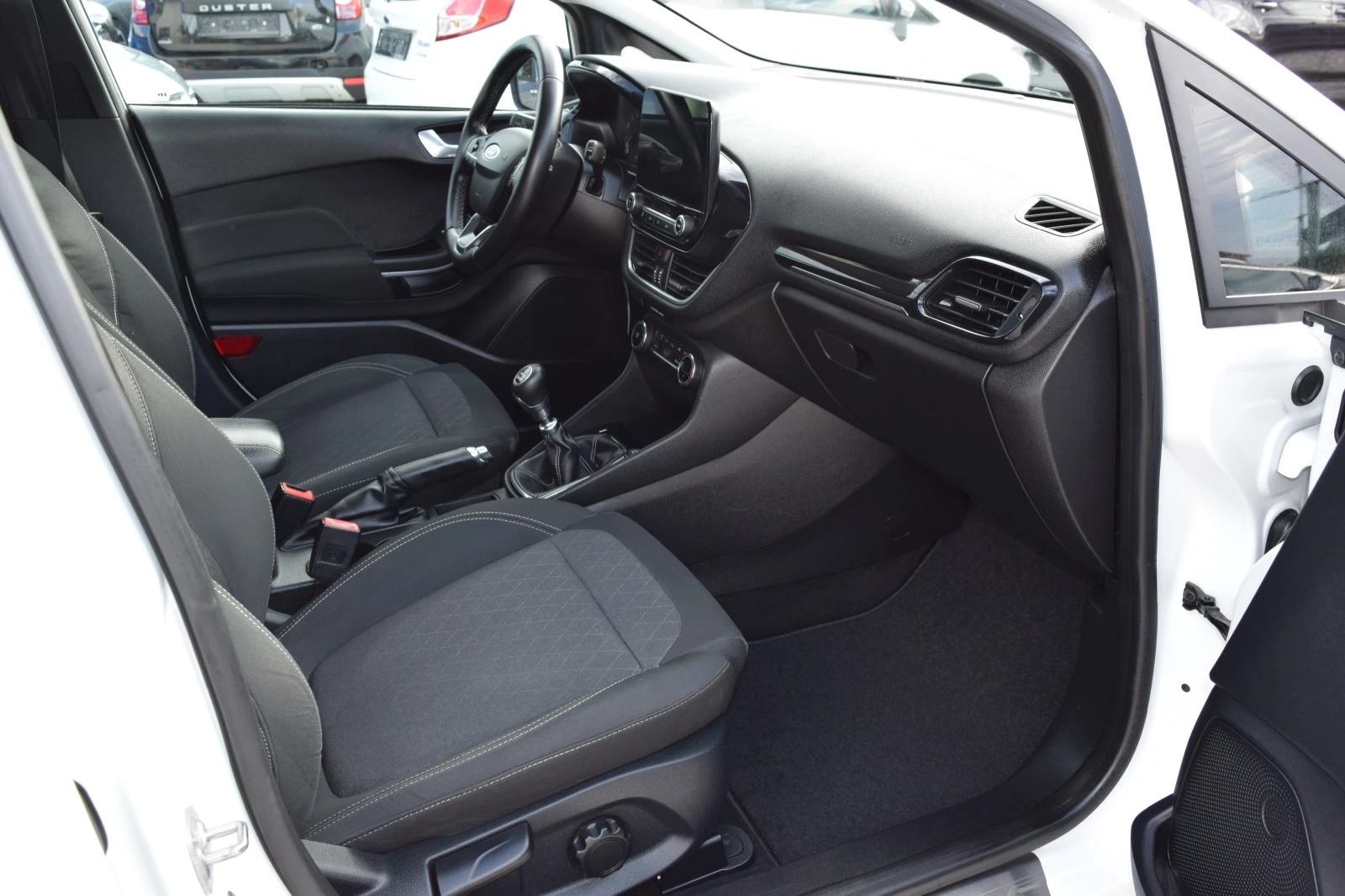 Ford Fiesta ACTIVE* 1.0Ecoboost* Keyless* Lineasist* Euro6D, снимка 11 - Автомобили и джипове - 54613073