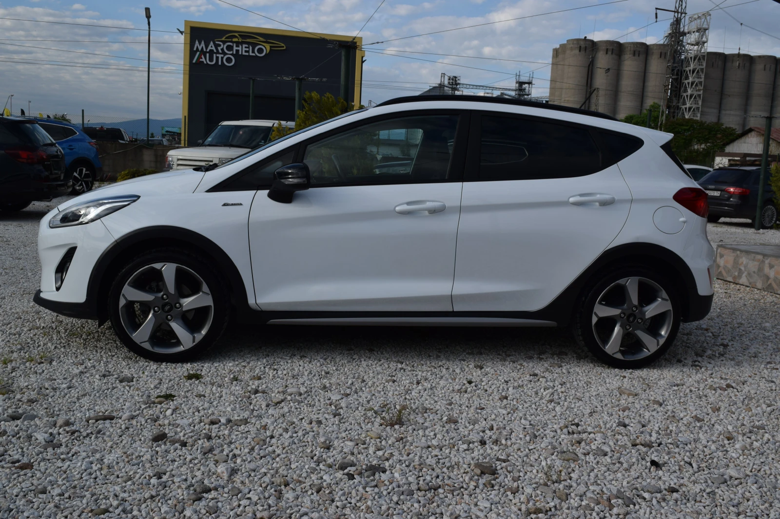 Ford Fiesta ACTIVE* 1.0Ecoboost* Keyless* Lineasist* Euro6D, снимка 3 - Автомобили и джипове - 54613073
