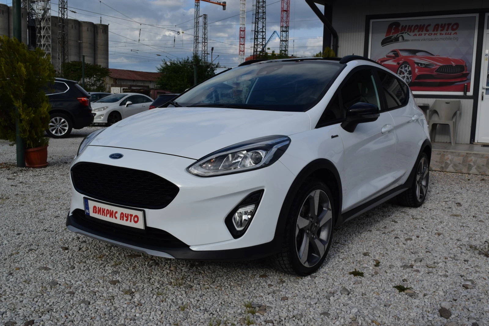 Ford Fiesta ACTIVE* 1.0Ecoboost* Keyless* Lineasist* Euro6D, снимка 2 - Автомобили и джипове - 54613073