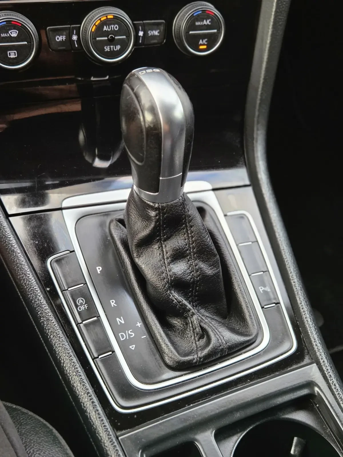 VW Golf 7 2.0TDI DSG6, снимка 14 - Автомобили и джипове - 54651776