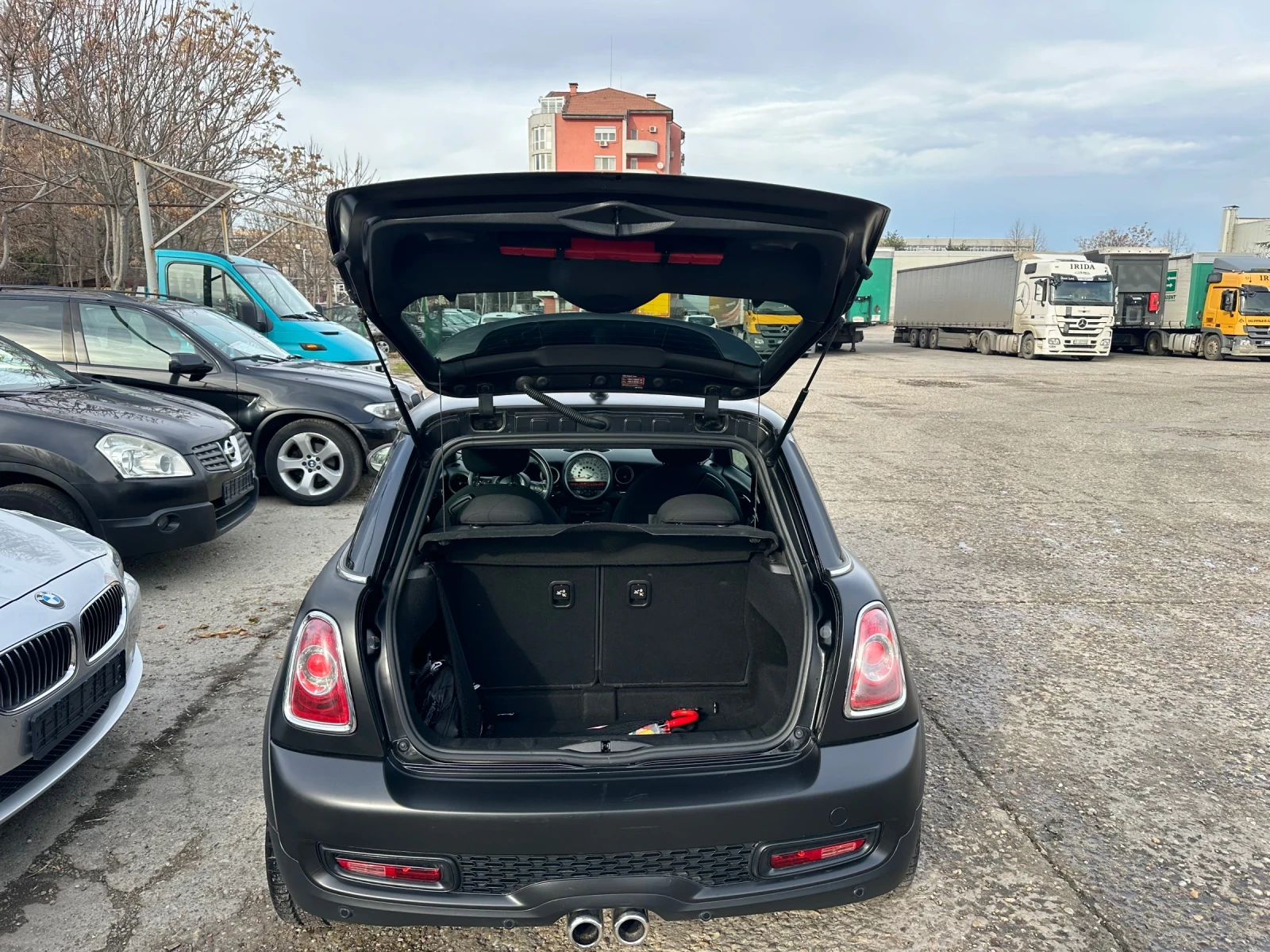 Mini Cooper s 1.6 T, снимка 13 - Автомобили и джипове - 54716675
