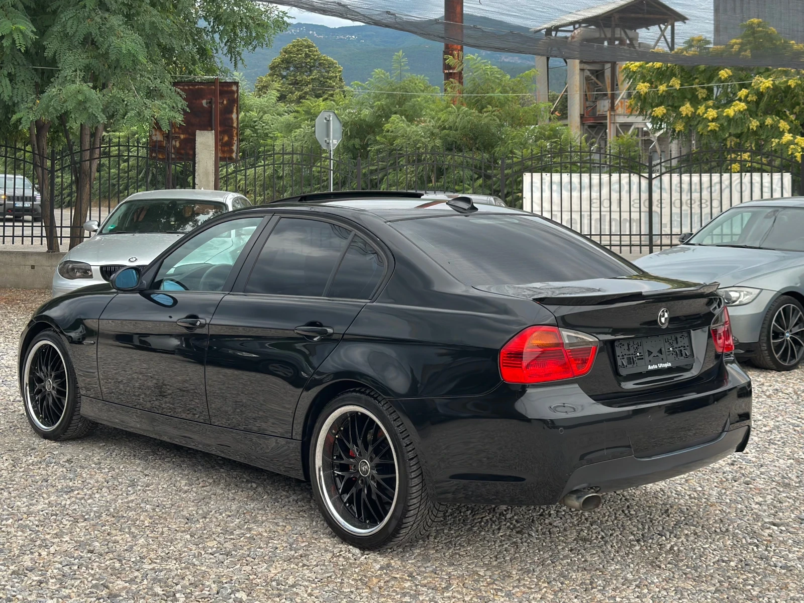 BMW 320 М-ПАКЕТ/АВТОМАТИК/НАВИГАЦИЯ/163, снимка 3 - Автомобили и джипове - 55407161