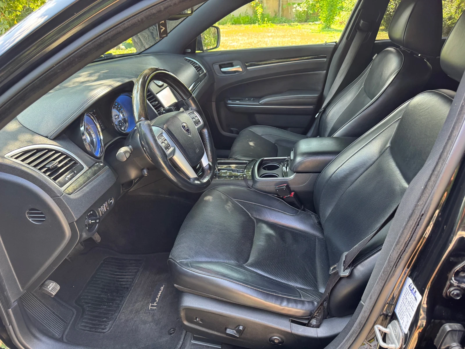 Chrysler 300c Lancia Thema Multijet, снимка 5 - Автомобили и джипове - 55539943