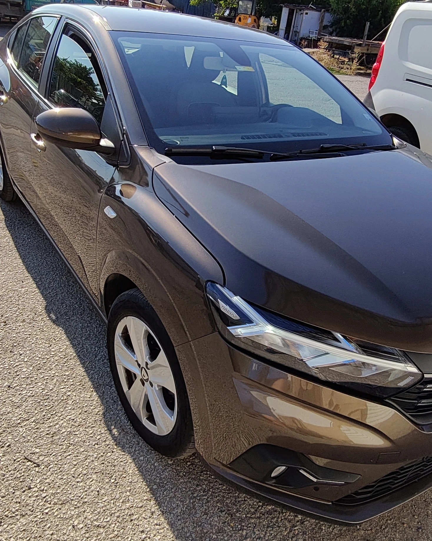 Dacia Logan Газ/Бензин, снимка 4 - Автомобили и джипове - 55617767