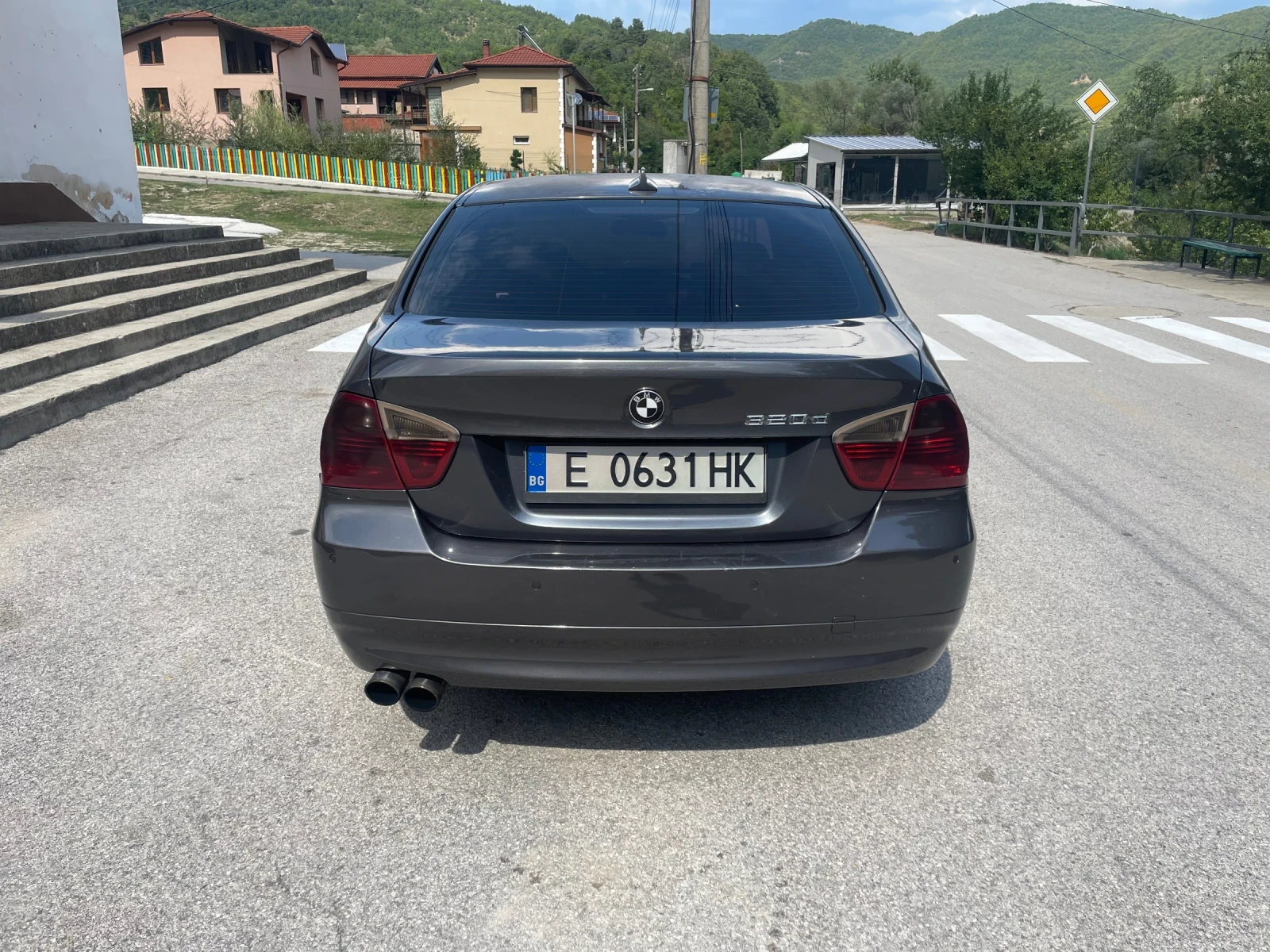 BMW 320, снимка 4 - Автомобили и джипове - 55708034