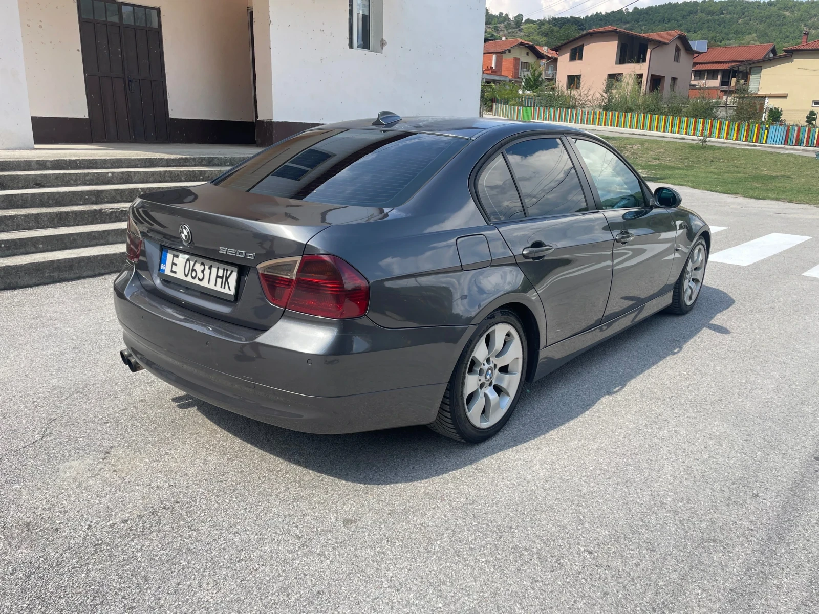 BMW 320, снимка 5 - Автомобили и джипове - 55708034