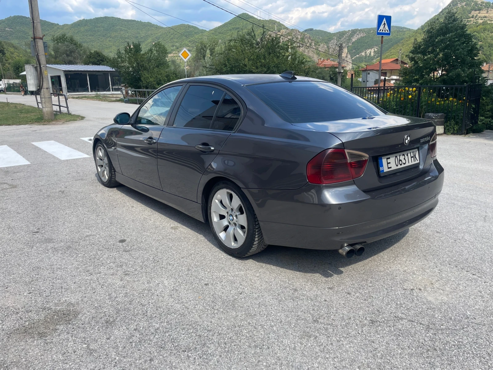BMW 320, снимка 3 - Автомобили и джипове - 55708034