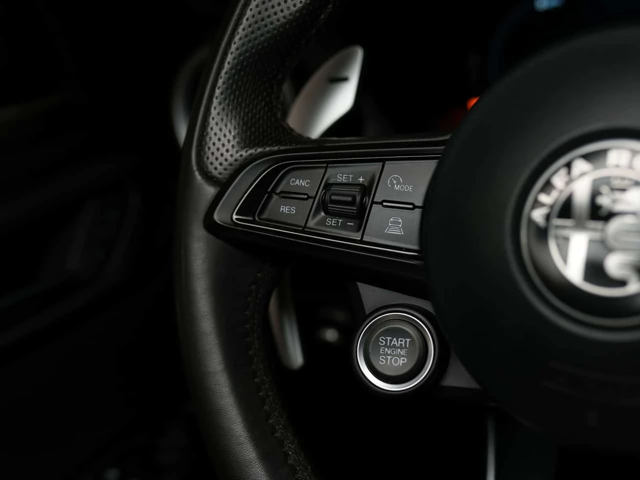 Alfa Romeo Tonale * VELOCE| SUNROOF * ����������*  | Mobile.bg � ����������� 8