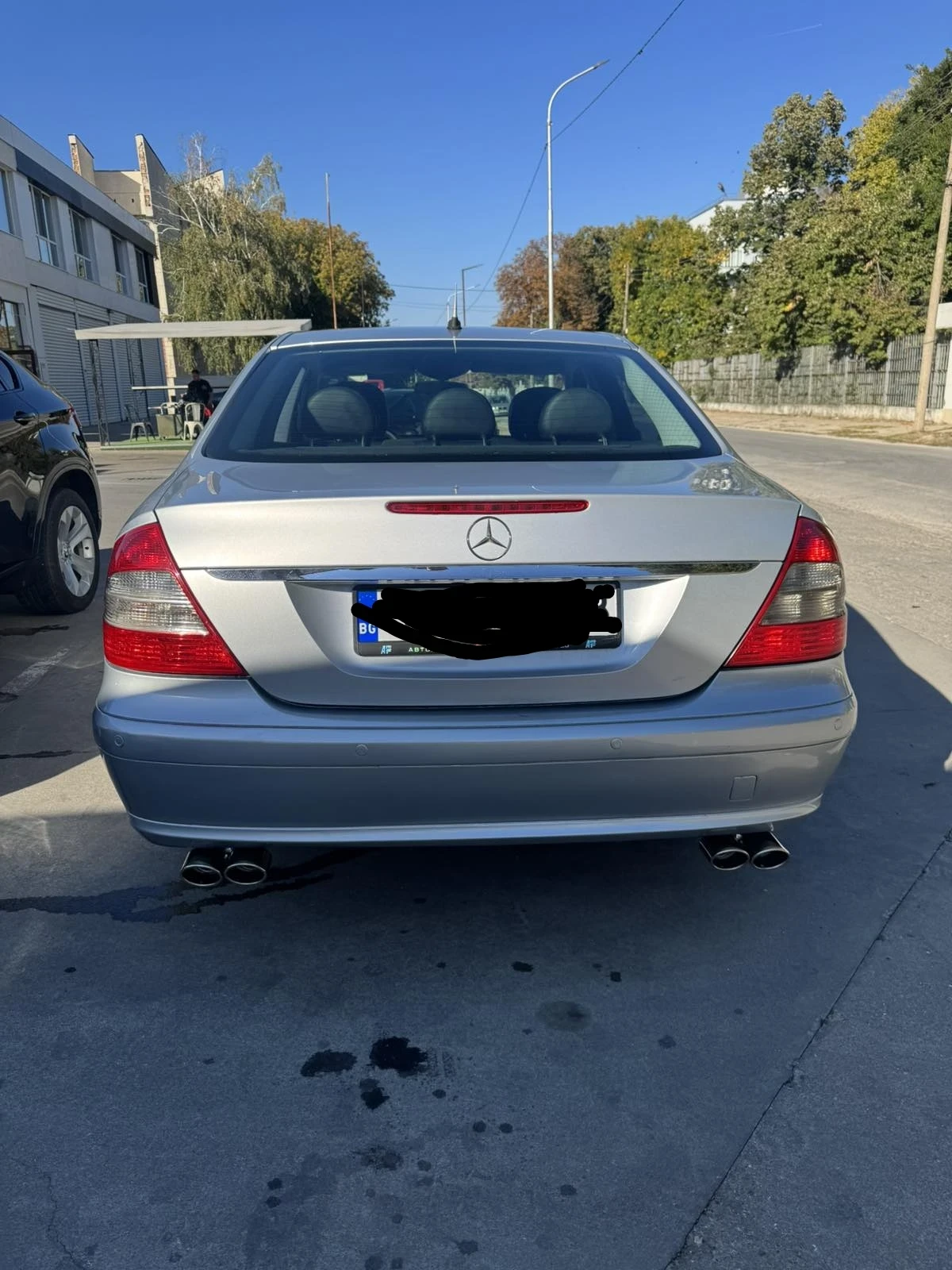 Mercedes-Benz E 200 Фабричен МЕТАН , снимка 2 - Автомобили и джипове - 56348127