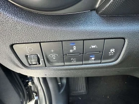 Hyundai Kona Premium Elektro 2WD/HUD/CAMERA/, снимка 12