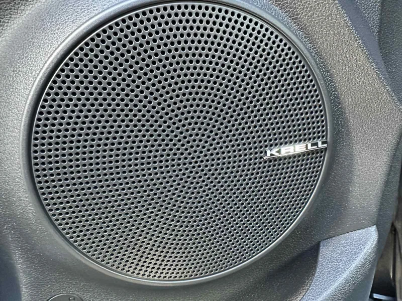 Hyundai Kona Premium Elektro 2WD/HUD/CAMERA/, снимка 16 - Автомобили и джипове - 52193995